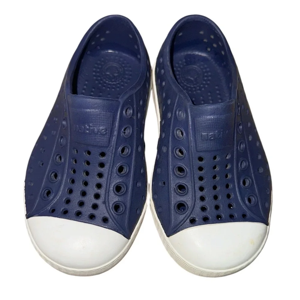Native Jefferson Kids C6 Navy Blue White Slip On Water Shoes EVA